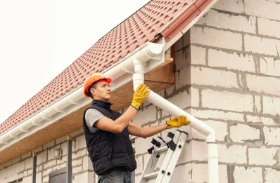 Pose et remplacement de gouttières à Madré